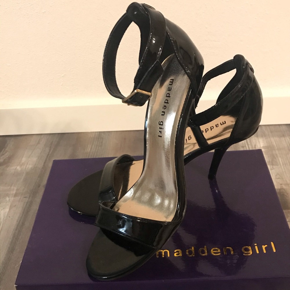 Madden Girl heel sandals in patent black